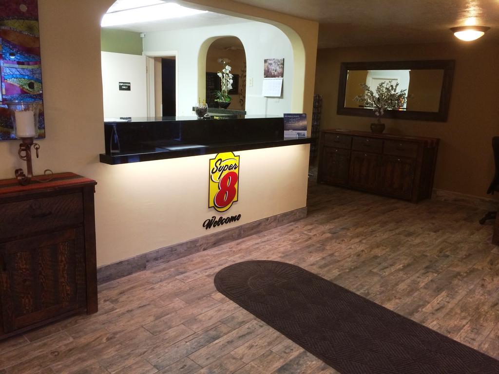 Super 8 By Wyndham Idaho Falls Esterno foto