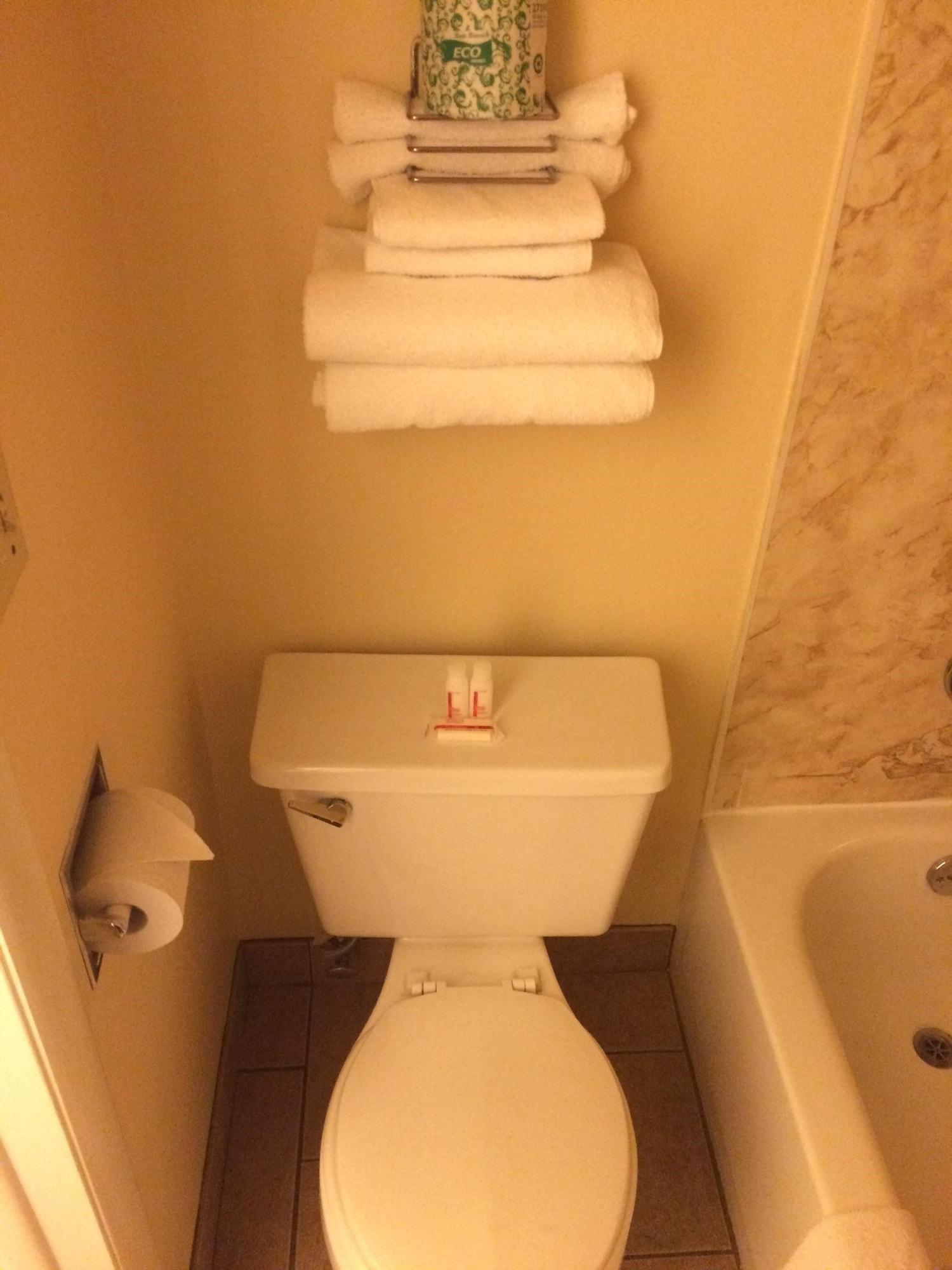 Super 8 By Wyndham Idaho Falls Esterno foto