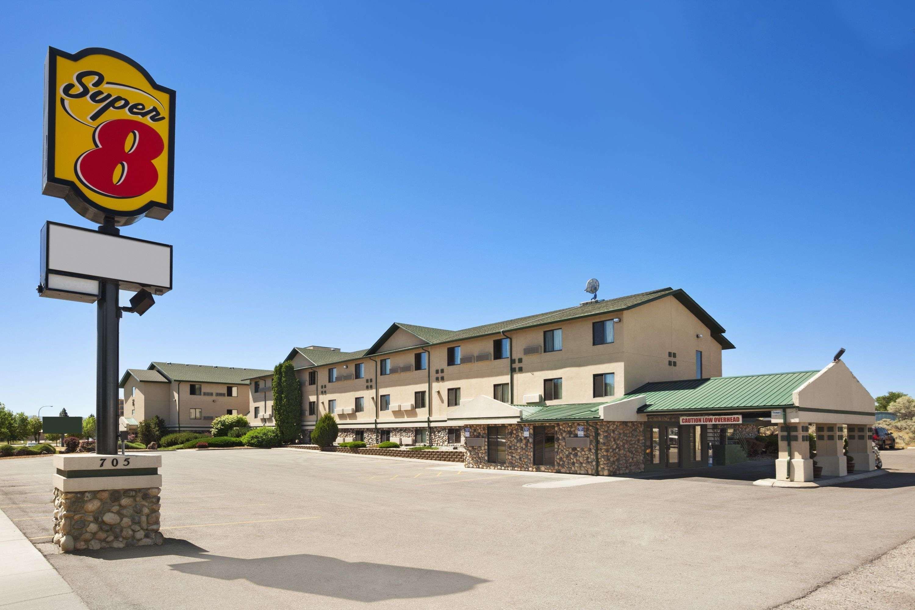 Super 8 By Wyndham Idaho Falls Esterno foto