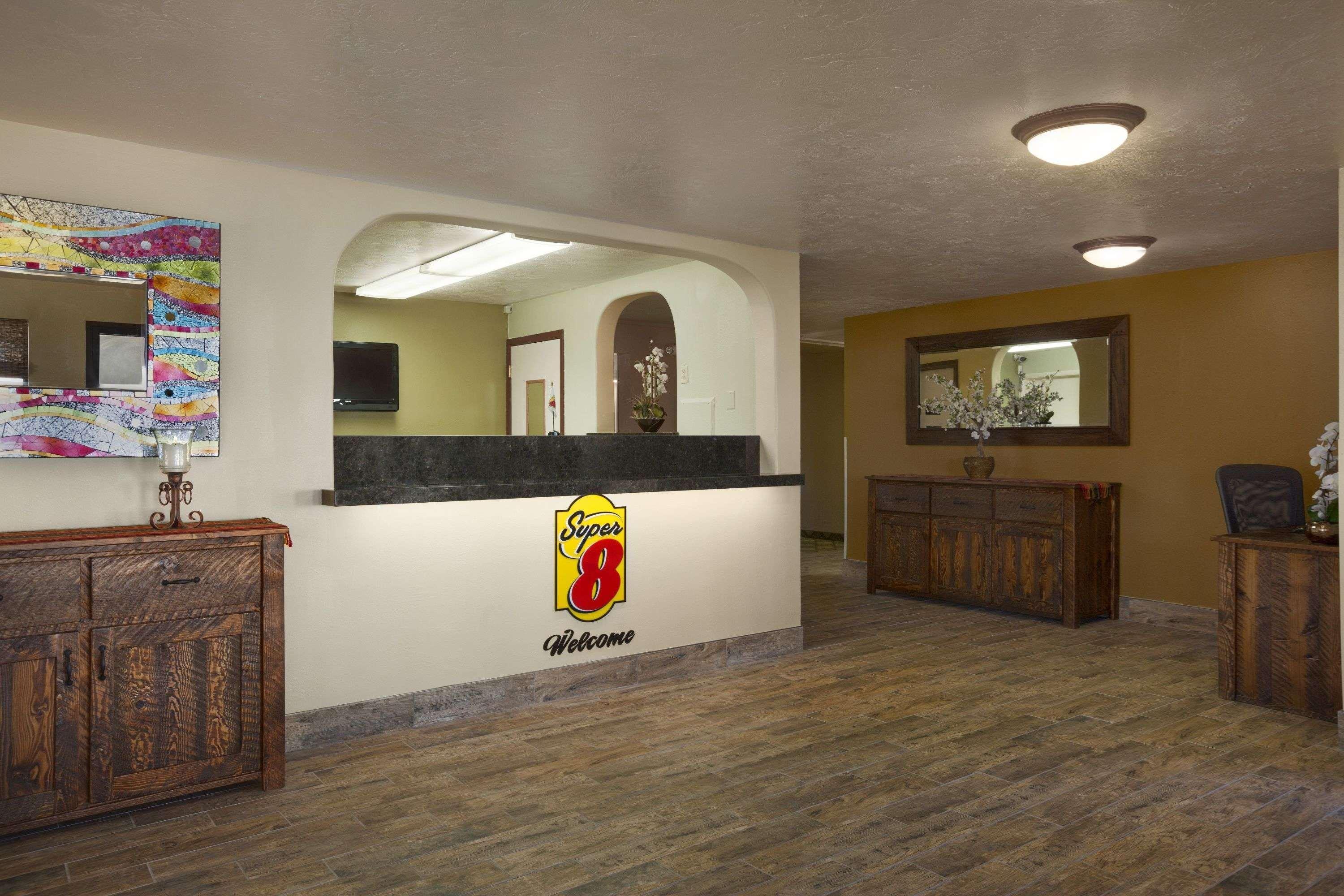 Super 8 By Wyndham Idaho Falls Esterno foto
