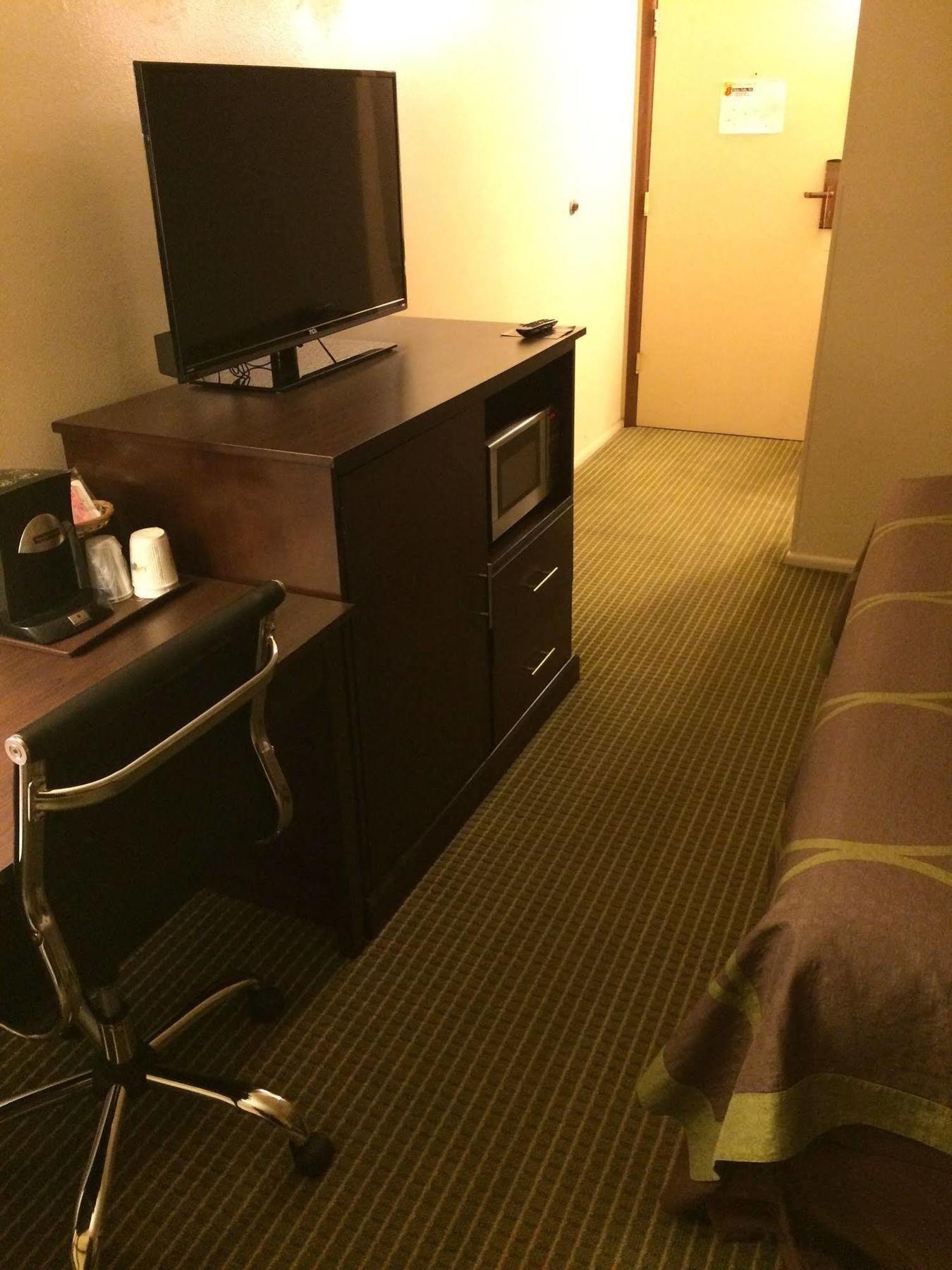Super 8 By Wyndham Idaho Falls Esterno foto